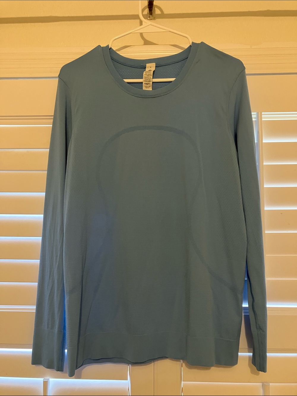 Swiftly relaxed long sleeve shirt size 8